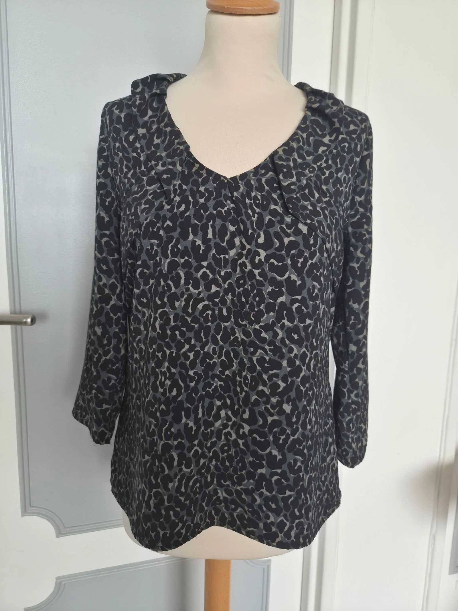 Blouse léopard Relish taille 36